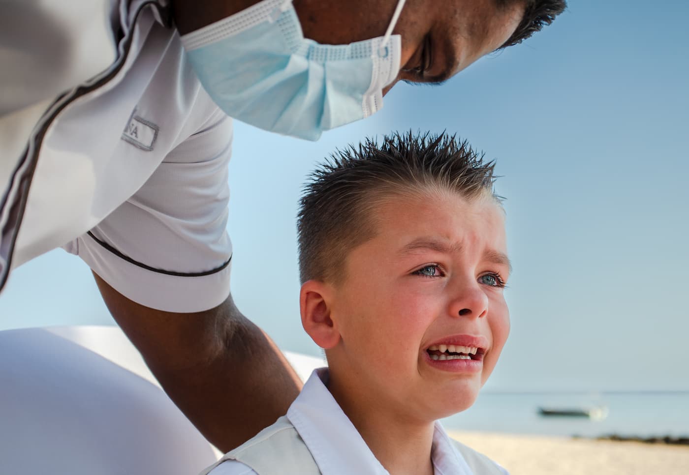 Emotional wedding moment child Mauritius